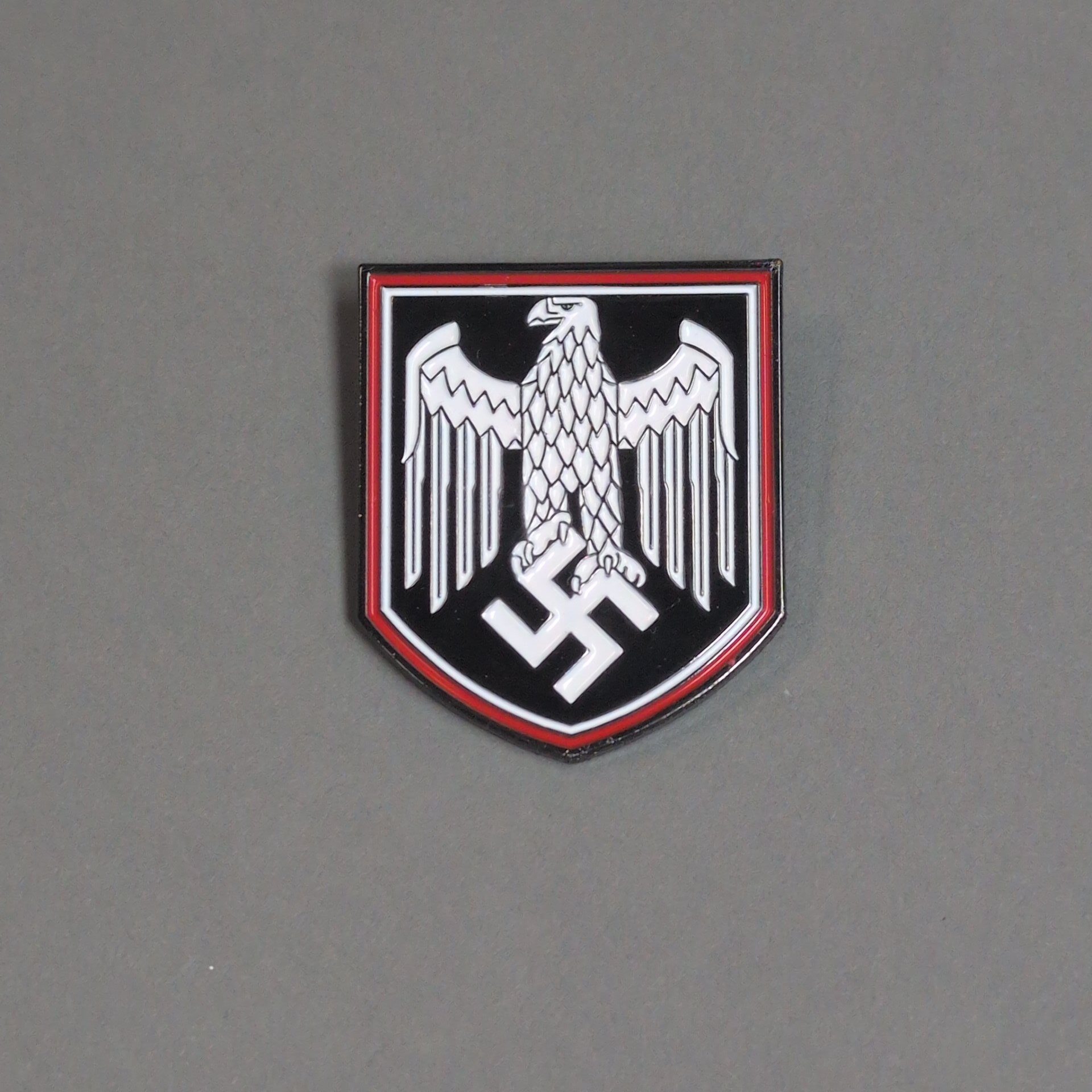 German War Eagle • Pin